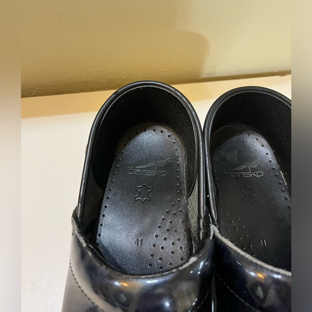 Dansko Clogs Slip Resistant Wipeable Work Comfort… - image 8